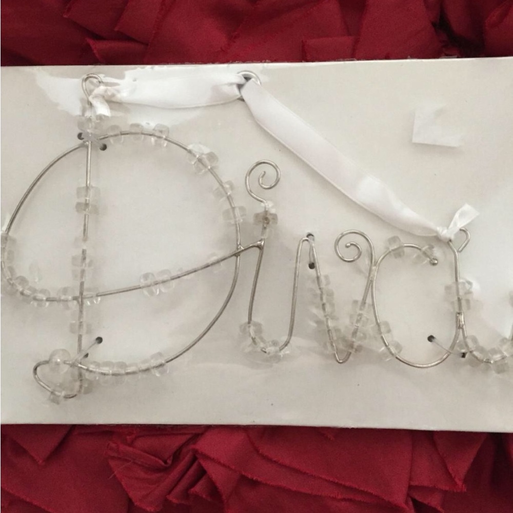 NWT Pier 1 Imports Diva Wall Sign